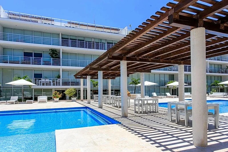 OCEAN VIEW 2 BR CONDO STEPS FROM THE BEACH AND 5TH AV in Playa Del Carmen, Quintana Roo, Mexico — photo 4
