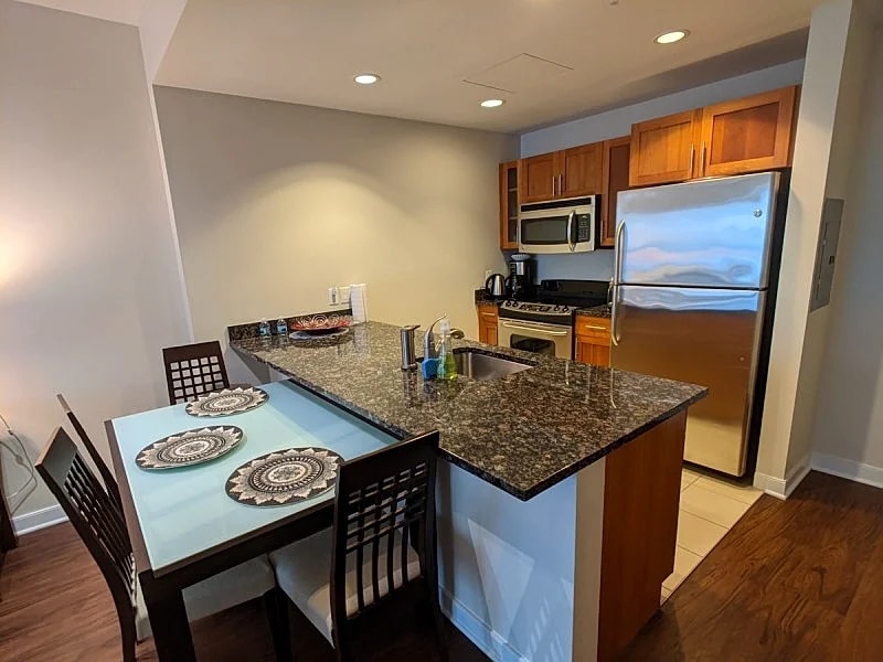 Quite 1 Bd Apt nearby MGH,MIT,Harvard W/D In Suite in Boston, Massachusetts, United States — photo 4