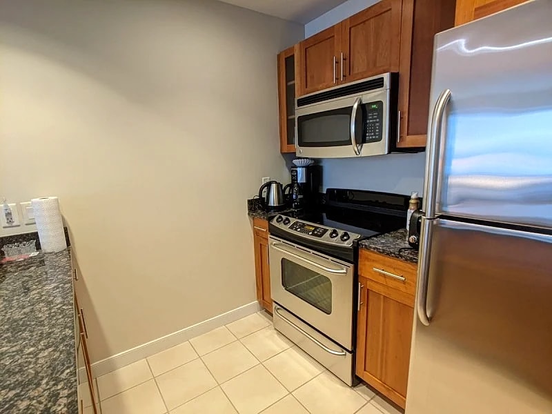 Quite 1 Bd Apt nearby MGH,MIT,Harvard W/D In Suite in Boston, Massachusetts, United States — photo 5