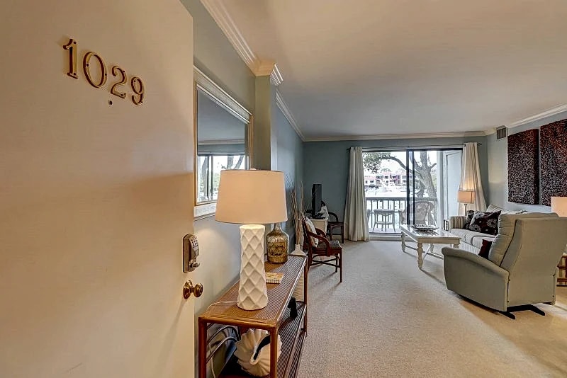 1029 Caravel Court in Hilton Head Island, South Carolina, United States — photo 2