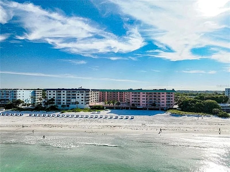 Indian Rocks Beach / Indian Shores Ocean Condo near Clearwater & St Petersburg in Indian Shores, Florida, United States — photo 3