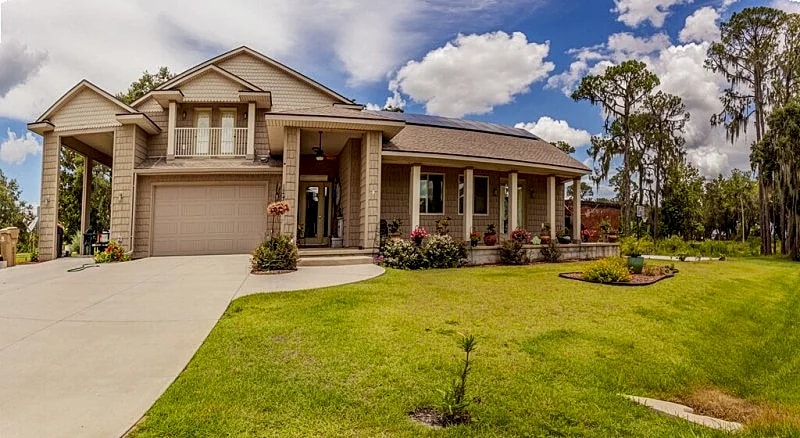 Lake front home, fish from the dock. Bring your boat (boat storage area) in Leesburg, Colorado, United States — photo 2