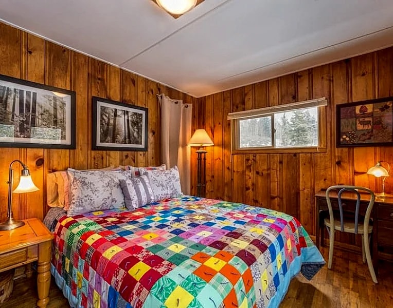 Zuni Log Cabin Vacation Rentals in Leadville, Colorado, United States — photo 3