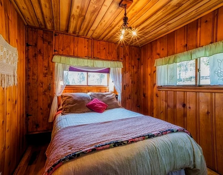 Buckeye's authentic, comfy, cozy, romantic cabin in Leadville, Colorado in Leadville, Colorado, United States — photo 3