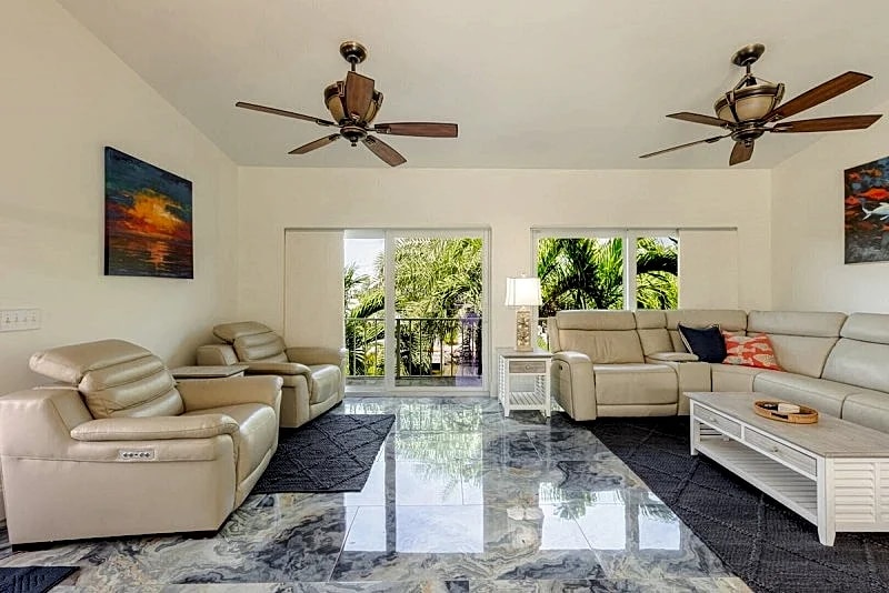 Sunset Reef 2bed/2bath with Private Pool & Dockage in Marathon, Florida, United States — photo 3