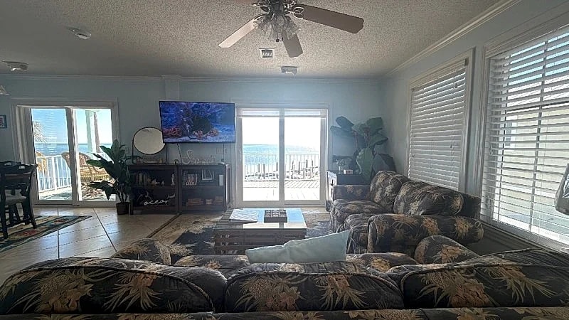Hooked on the Blue 3 Bedroom 2 Bath Marathon Ocean in Marathon, Florida, United States — photo 4