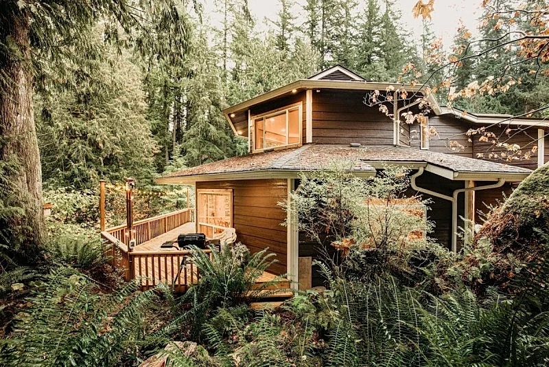 Snowline Cabin #13 - Hot Tub - Pets OK - WiFi in Glacier, Washington, United States — photo 2