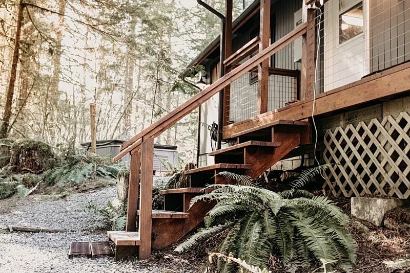 Snowline Cabin #98 - Hot Tub - Wi-Fi - Cozy! in Glacier, Washington, United States — photo 5