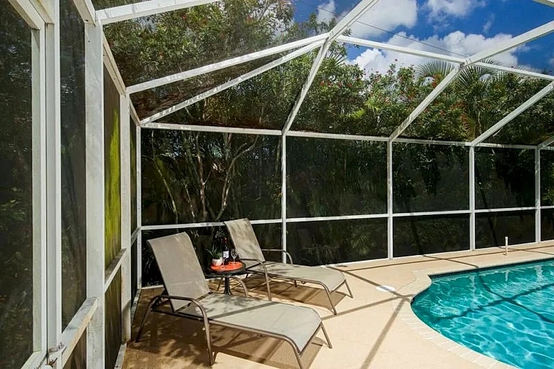 SUN, FUN AND RELAX IN THIS BEAUTIFUL POOL HOME in Venice, Florida, United States — photo 2