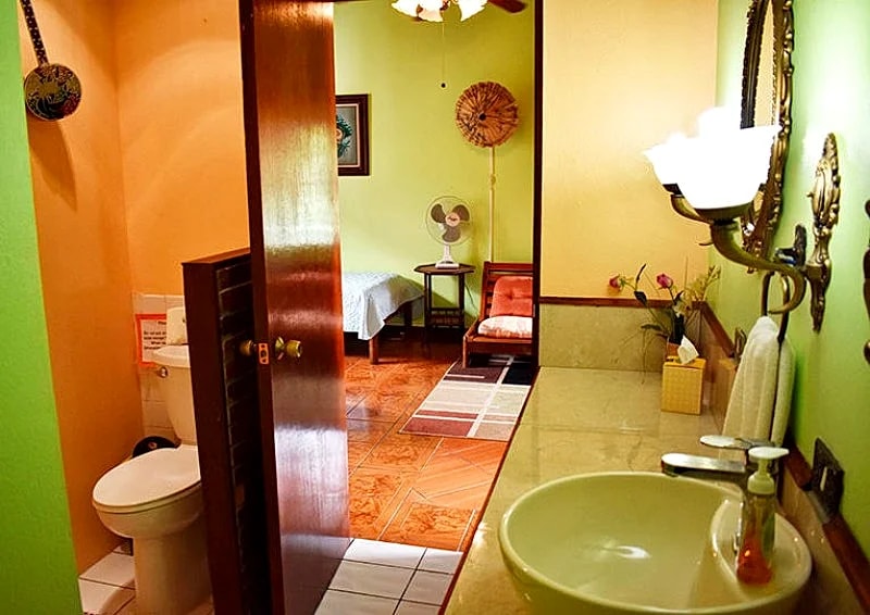Cariari Bed and Breakfast | FRIENDLY SUITE Bed & Breakfast in San Jose, San Jose Province, Costa Rica — photo 5
