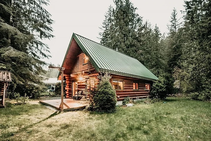 Snowline Cabin #11- Log Cabin - Wi-Fi - EV Charger in Glacier, Washington, United States — photo 2