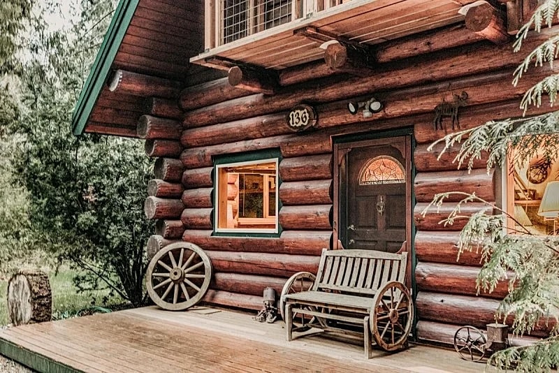 Snowline Cabin #11- Log Cabin - Wi-Fi - EV Charger in Glacier, Washington, United States — photo 5