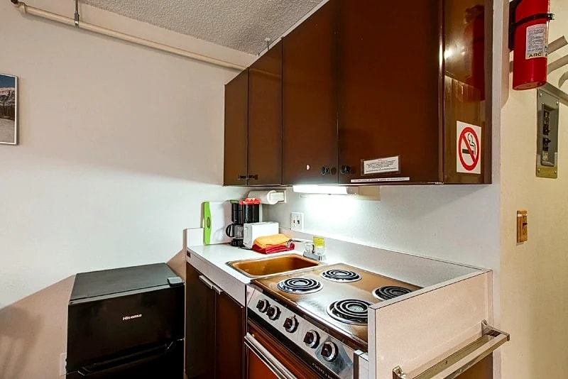 Snowline Lodge Condo #9 - Convenient - Inexpensive in Glacier, Washington, United States — photo 5