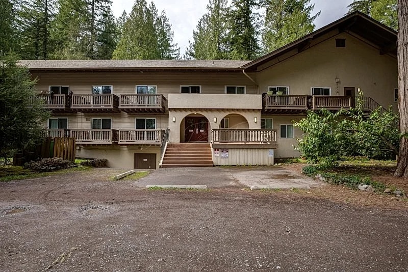 Snowline Lodge Condo #37 - Cute Condo - Sleeps 2 in Deming, Washington, United States — photo 5