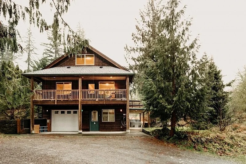 Mt. Baker Rim Cabin #77 - Hot Tub - Wi-Fi - EVC - Pets Ok - Views