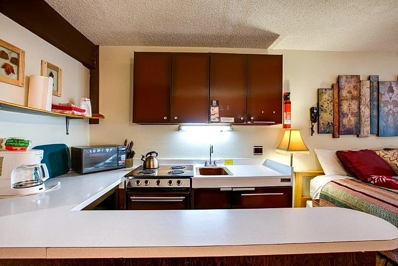Snowline Lodge Condo #46 - Free Wi-Fi* - Sleeps 2 in Glacier, Washington, United States — photo 4