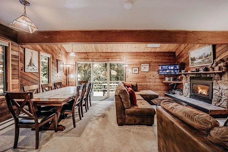 Snowline Cabin #26 - Hot Tub - BBQ - Game Room in Glacier, Washington, United States — photo 2