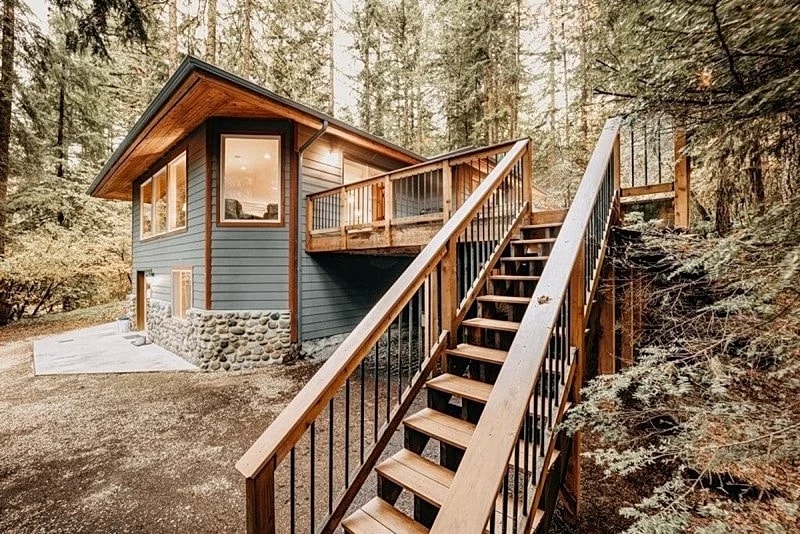 29SL - Hot Tub - Sauna - BBQ - Shuffle Board - Sleeps 11 in Glacier, Washington, United States — photo 3