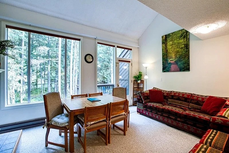 Condo #38 - Wi-Fi - Fireplace - Sleeps 6 in Glacier, Washington, United States — photo 3