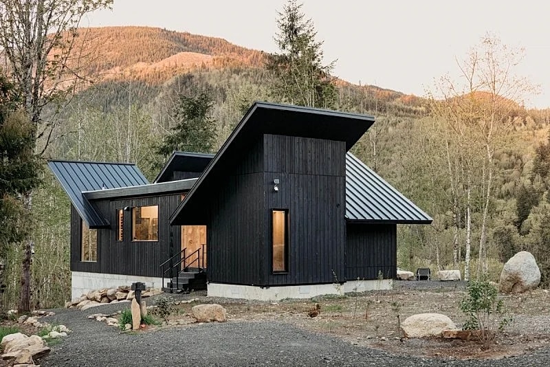 Maple Falls Cabin #58 - Wi-Fi - Pets Ok - Views - VC in Maple Falls, Washington, United States — photo 2