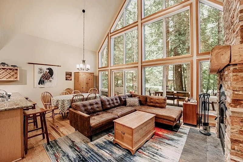 Glacier Springs Cabin #40 - Wi-Fi - Hot Tub in Glacier, Washington, United States — photo 4