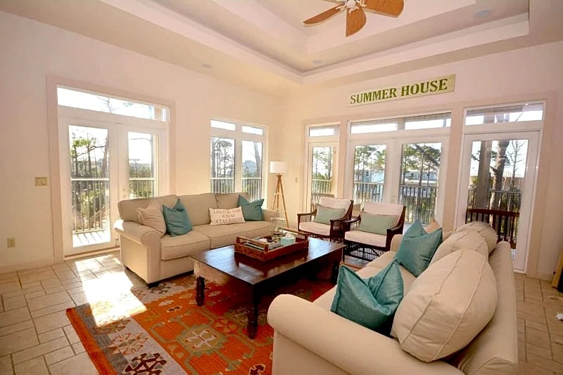 Lovely luxury home 75yds to beach, wonderful views, pool & screened porches in Port St. Joe, Florida, United States — photo 2