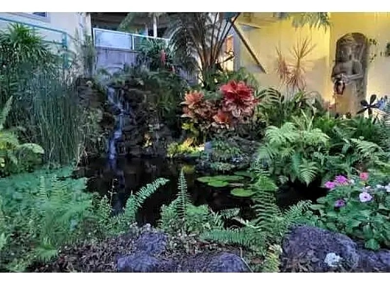 Guest house on gated acre estate, Sleeps up to 7; Great for Events, too - Kailua Kona in North Kona, Hawaii, United States — photo 3