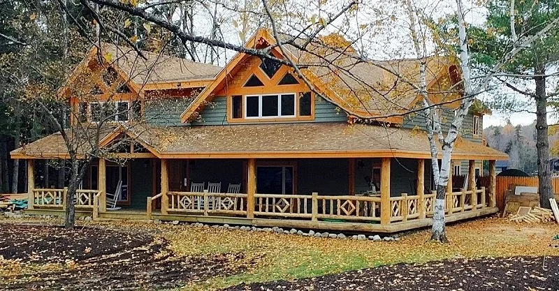 Sunburst Cottage on Mirror Lake, Luxury Lakefront Vacation Rental in Lake Placid