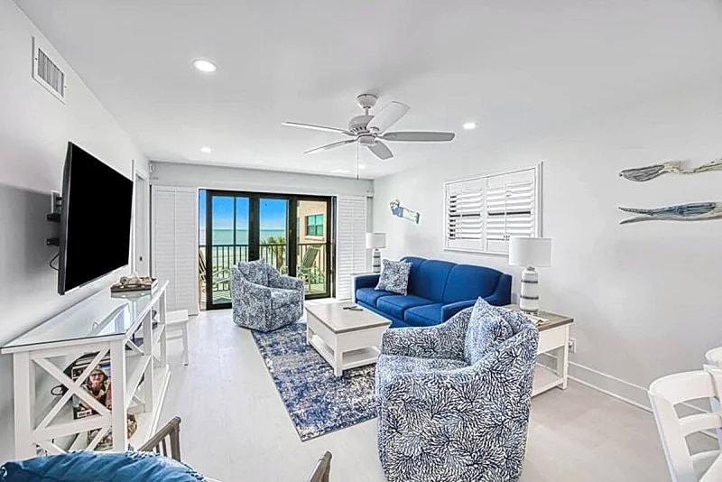 Gulf Front Condo on Sanibel Island, 25 Steps to the Beach in Sanibel, Florida, United States — photo 5