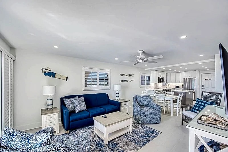Gulf Front Condo on Sanibel Island, 25 Steps to the Beach in Sanibel, Florida, United States — photo 3