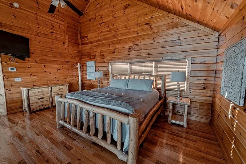 Almost Perfect (2 BR) in Sevierville, Tennessee, United States — photo 3