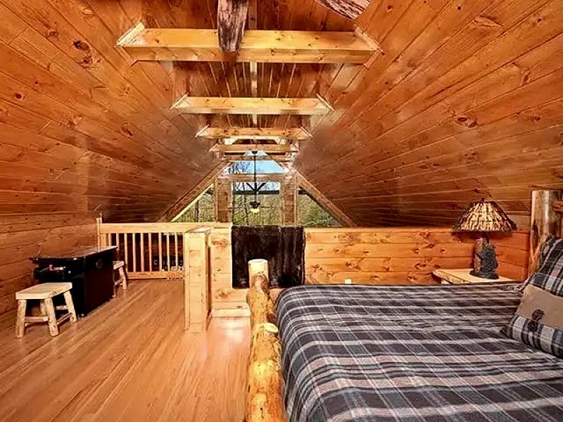 Cozy Bear – Country Pines Resort (2 BR) in Sevierville, Tennessee, United States — photo 3