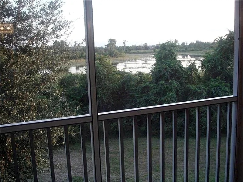 1 mile from Disney, Celebration FL, family Condo, free Wi-Fi Lake view - Kissimmee in Kissimmee, Florida, United States — photo 4