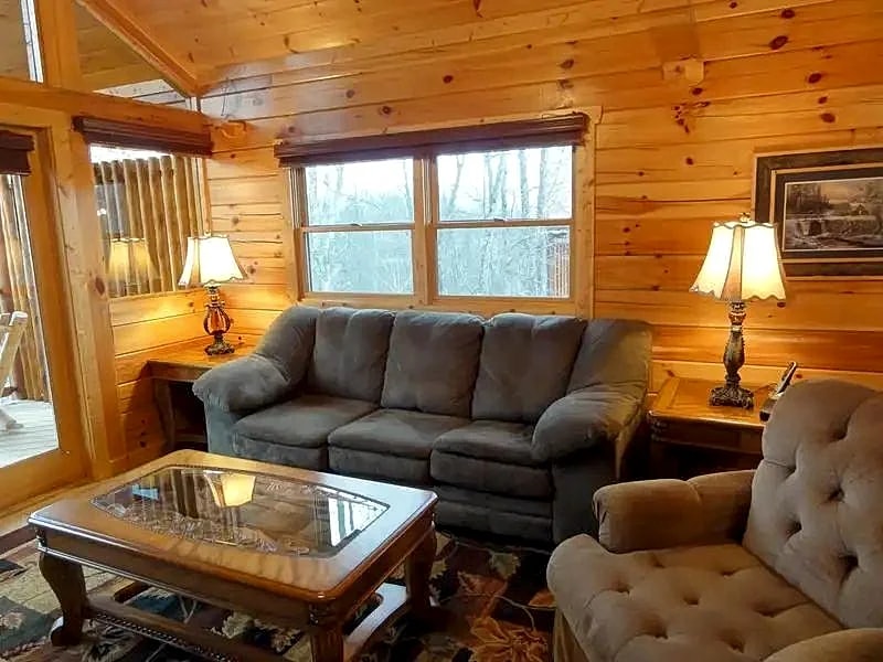 Hugs and Kisses (1 BR) in Sevierville, Tennessee, United States — photo 2