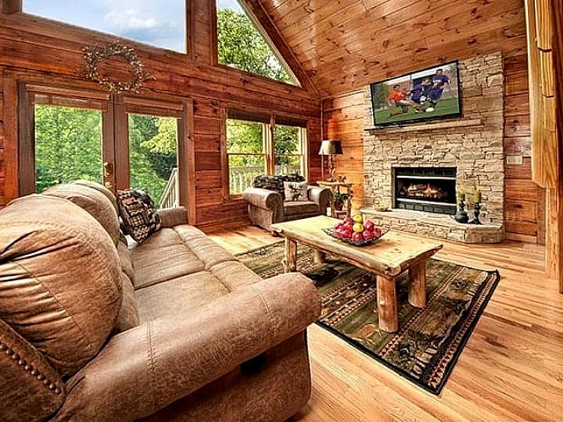 Whispering Pines – Country Pines Resort (2 BR)