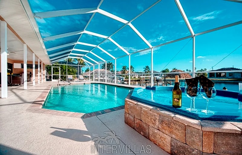 Cape Coral Vacation Homes | Villa SeaStar in Cape Coral, Florida, United States — photo 3