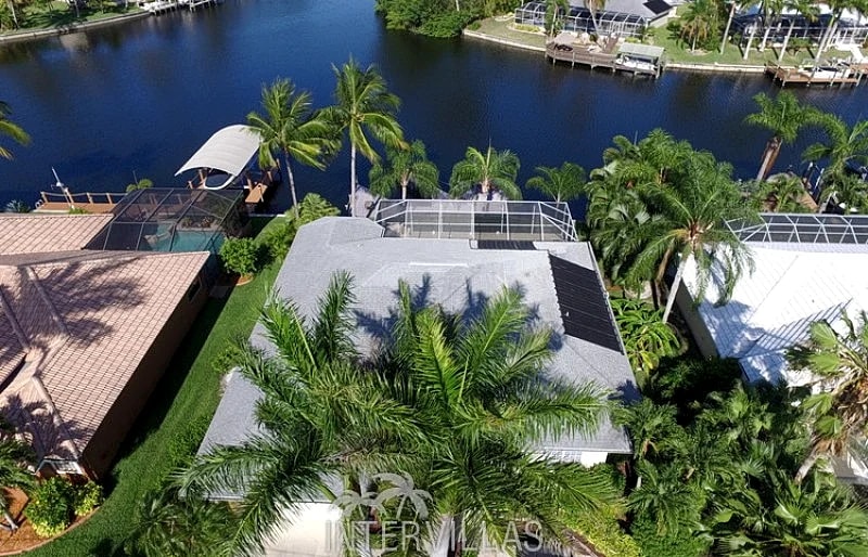 Cape Coral Vacation Homes | Villa Magic Summer in Cape Coral, Florida, United States — photo 2