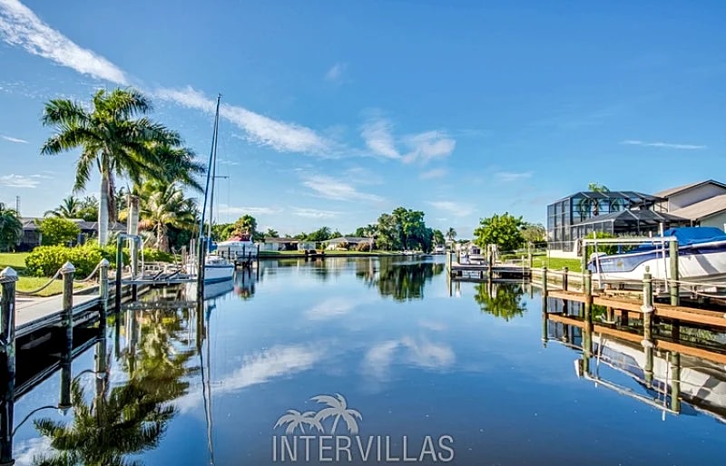 Cape Coral Vacation Homes | Villa Arte Vita in Cape Coral, Florida, United States — photo 4