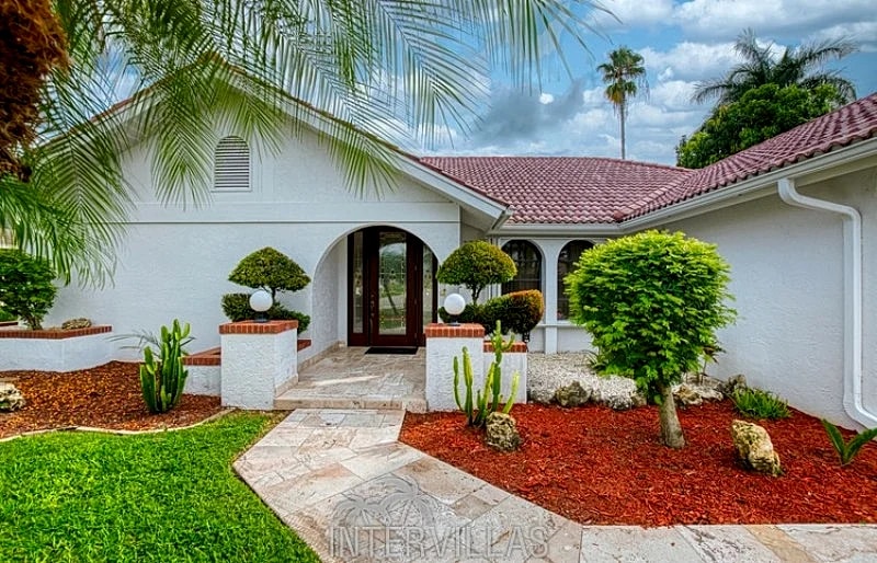 Cape Coral Vacation Homes | Villa ChillOut in Cape Coral, Florida, United States — photo 4