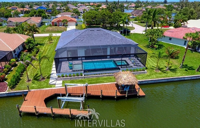 Cape Coral Vacation Homes | Villa Cataleya in Cape Coral, Florida, United States — photo 3
