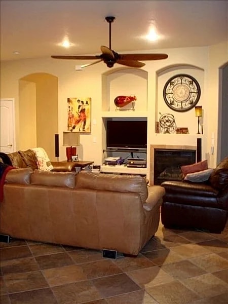SERENE OASIS 2 bed 2 bath. Clean, private & inviting. Backing onto 16th hole in Sedona, Arizona, United States — photo 5