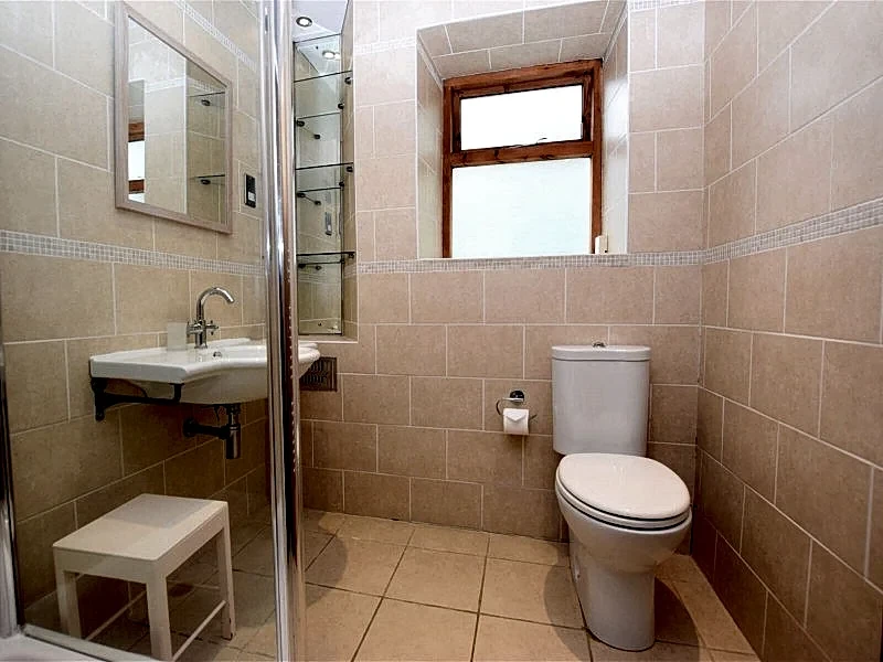 1 St Catherines Court in Cornwall, England, United Kingdom — photo 4