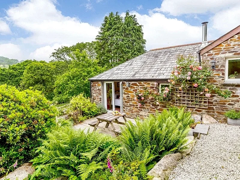Valley Cottage in Cornwall, England, United Kingdom — photo 1