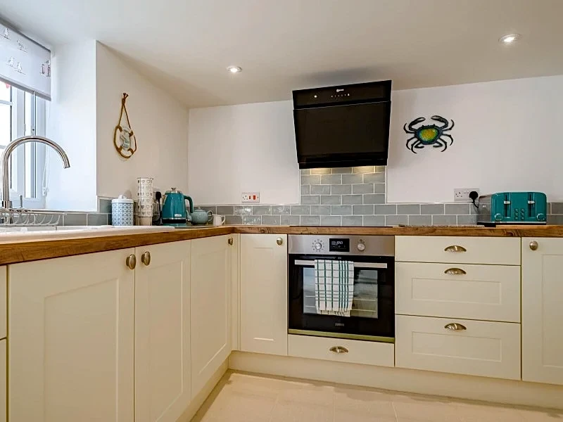 Pebble Cottage - Bude in Cornwall, England, United Kingdom — photo 5