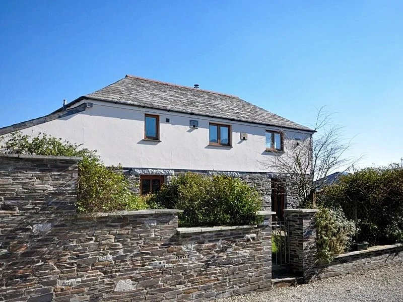 Great Brightor Cob Barn
