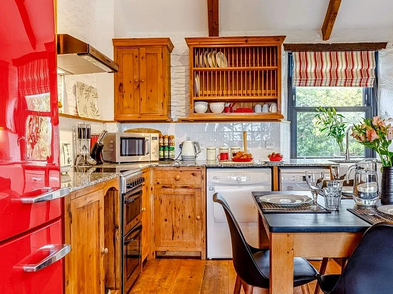 Linden At Golant in Cornwall, England, United Kingdom — photo 4