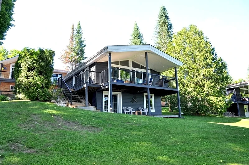 The Bass Cottage #205, 5-BR, 2-BA, Healey Lake