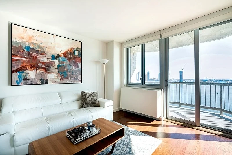 LUXURY 2 BEDS 2 BATHS IN MURRAY HILL