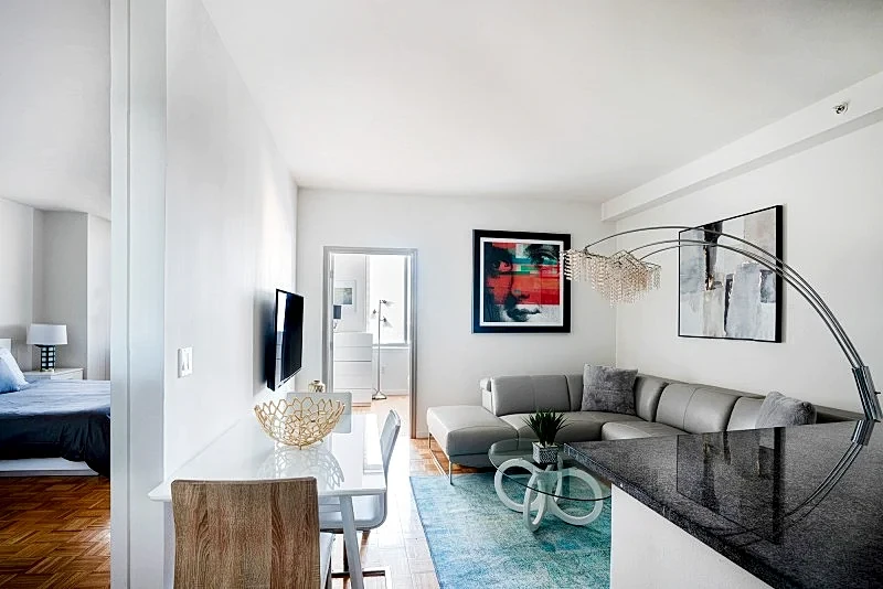MIDTOWN WEST 2 BEDROOM - 47TH ST AND 8TH AVENUE