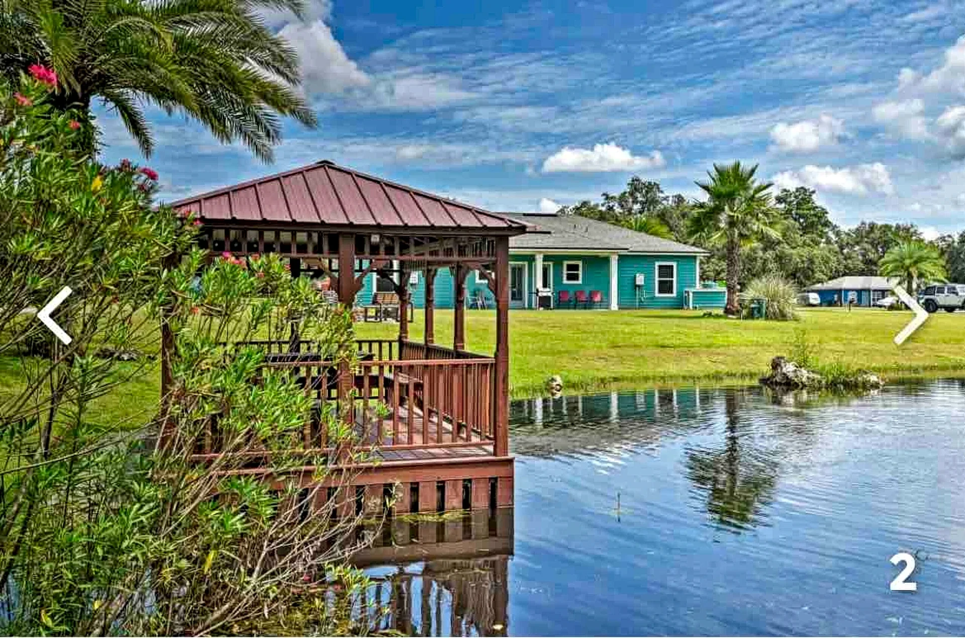 106A Blue 🏝 Retreat Overlooking Pond!